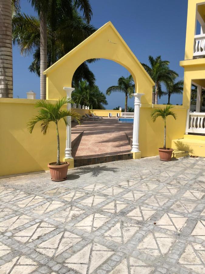 Spring Garden Mobay Resort Luxurious Apartments Montego Bay Exteriér fotografie